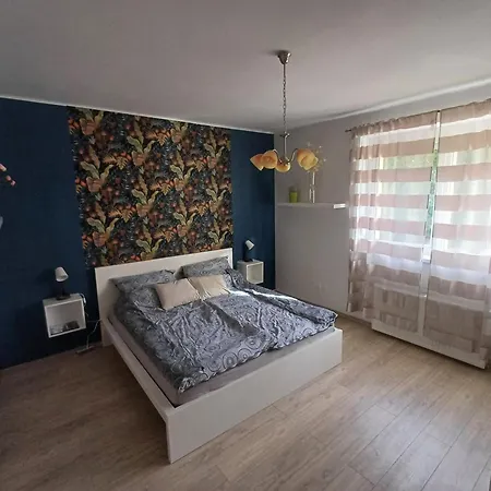 Havihegyi Maganszallashely Apartment Pecs