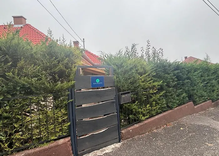Havihegyi Maganszallashely Apartament